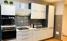 Marina Apartment & Suite